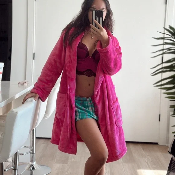 Victoria Secret Robe - Picture 3 of 6